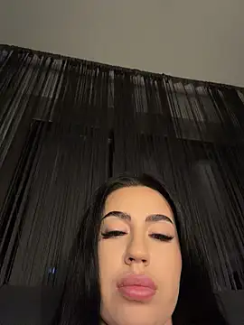 Andrestarr live cam on StripChat