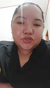 LianaCruzado live cam on StripChat