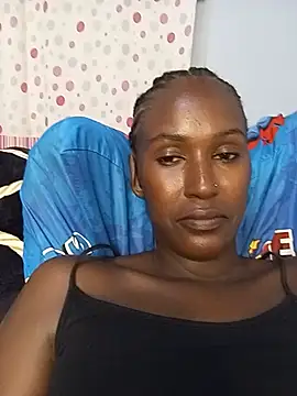 pinky_siaah live cam on StripChat