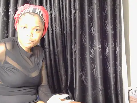 sen3luv_dee live cam on StripChat