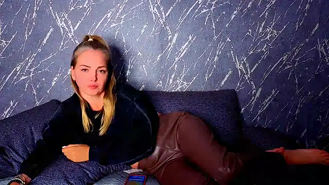 iam_Venus live cam on StripChat