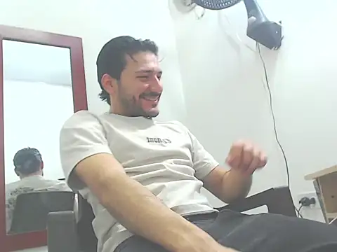 mateoothh live cam on StripChat
