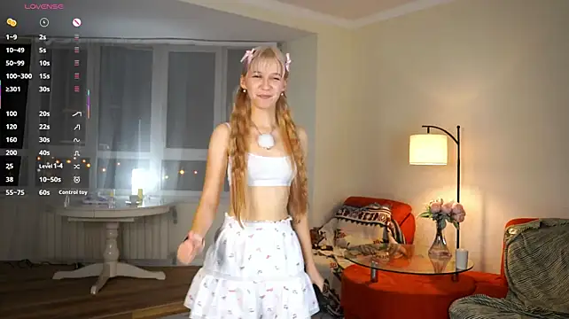 BelleTrovato live cam on StripChat