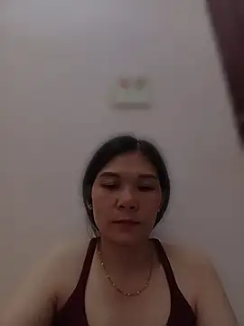 Mi-Linna live cam on StripChat