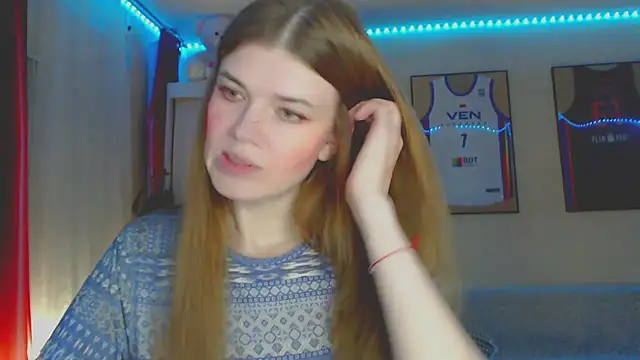 Klementa live cam on StripChat