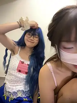 Rocket-Girl live cam on StripChat