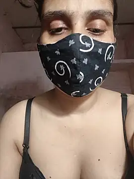 Yourjiski live cam on StripChat