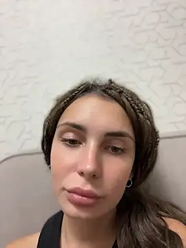 sandracarter (F young) - Show naked ass 🔥