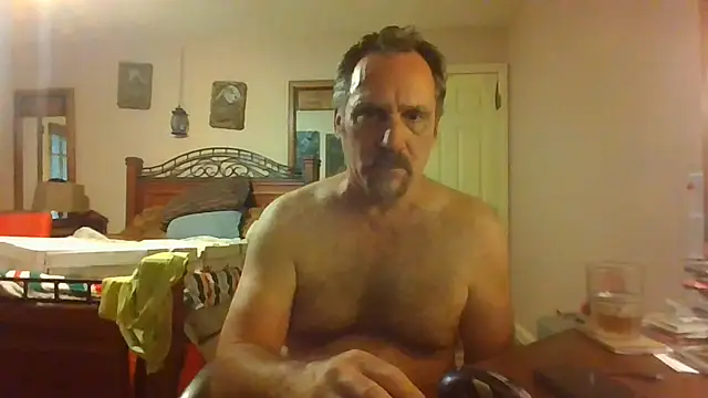 hunkofrock (Ask my age) - #american #beardy #big-cocks #brunettes #cam2cam #cock-rating #flashing #flexing #handjob #hd #jerk-off-instruction #massage #masturbation #middle-priced-privates #muscular #mustache #small-audience #straight #white
