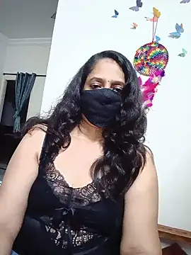 hasini199 live cam on StripChat