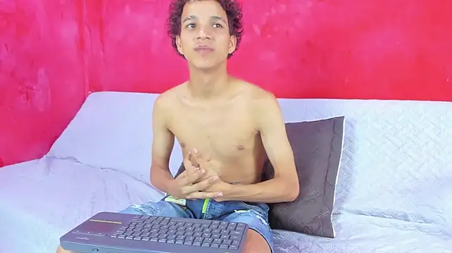 AXEL_DESIRE live sex cam