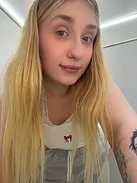 LollyPollly live sex cam