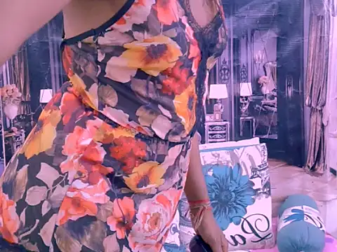 IndianRebel4u2Luv live cam on StripChat