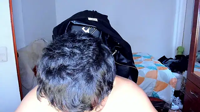 Tommy_Bred live sex cam