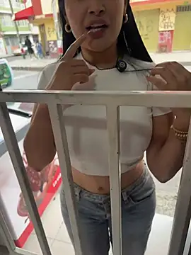 sara_fun's live room