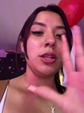 Moon_Rouge live cam