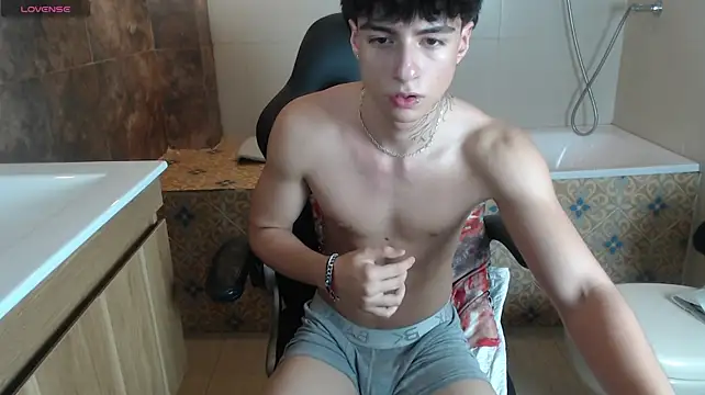 nathan_owen (M twink) - masturbation + cum