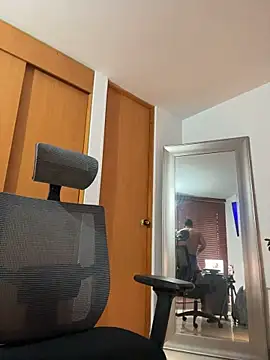 chris_clarck (M young) - Take off my pants 🔥😏😈🥵