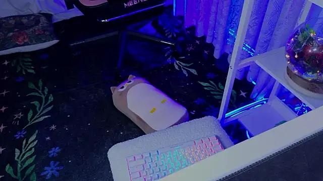 Cinamoonn live cam