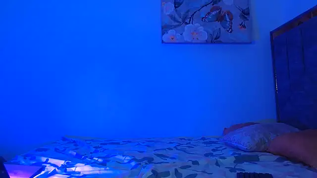 Little_ebonyx live sex cam
