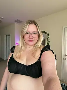piggyrose (Ask my age) - SHOULD WE FUCK??