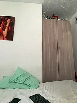 UR_LATIN_BUSHY_GUYS
