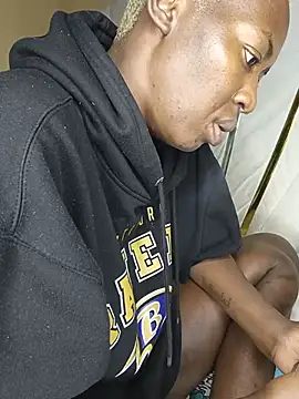 squirtqueen16's live room