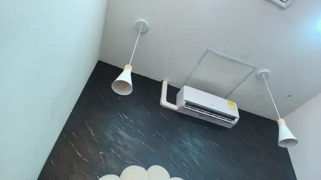 kissme_luna live cam