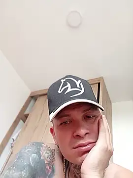 liam_1123 (M young) - show cock-verga