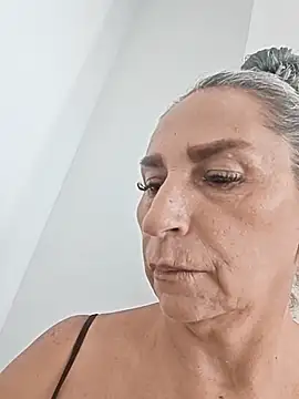 lossexycacha (G mature) - Wet my pussy