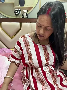 Anshika_Arya live cam on StripChat
