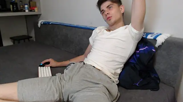 student_oliver (M young) - cum