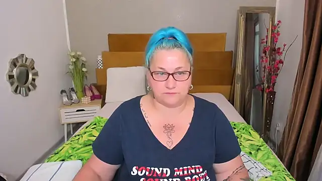 Sugarmommy_69X live cam on StripChat