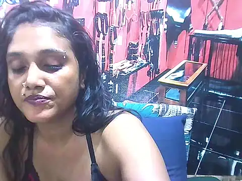 IndianSexyLady20 live cam on StripChat