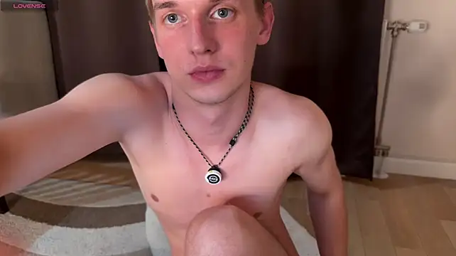 friday_gay_dude (M young) - Jerking off 5 mins