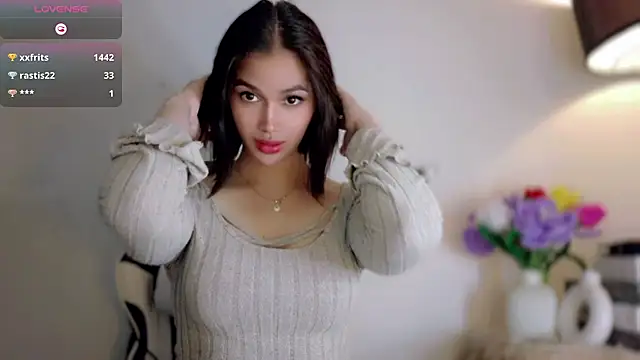 Anna_HollyDoll