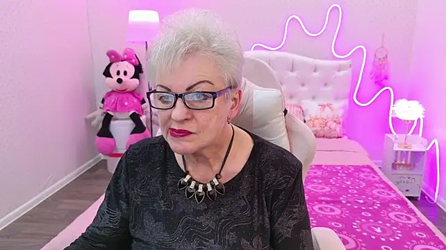 KayleSmoll live sex cam