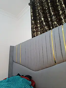 afrri_queen (F young) - Blow kiss