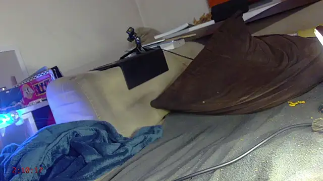 mike30nbg live cam on StripChat