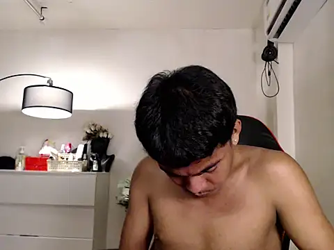 asianboyhunt (M young) - I am new here, please be kind & friendly