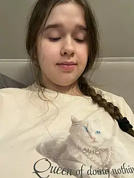 HornyGirlH