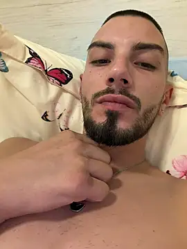 sagittariusssss (M young) - Sborrata💦CUM