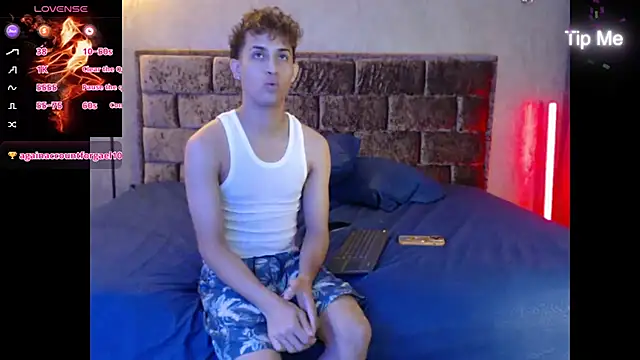 Wild_Squad live sex cam