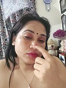 Odhora-20 live cam on StripChat