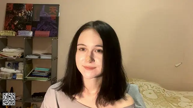 RukiLowland live cam on StripChat