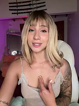 ale_lewis (F young) - sloppy blow job :fire: