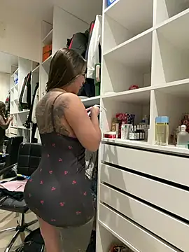 maferalvarexxx (Ask my age) - show pussy