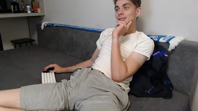 student_oliver (M young) - cum
