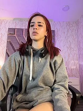 elodiee_roussee (F young) - 💕 clit and tits (no nude)💕