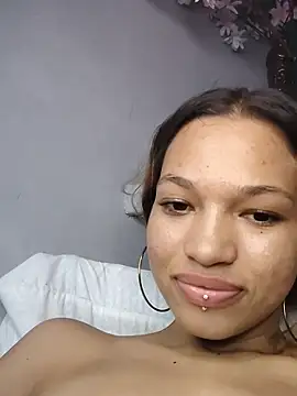 carolanyi live cam on StripChat